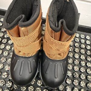 Carter's Black and Tan Snow Boots